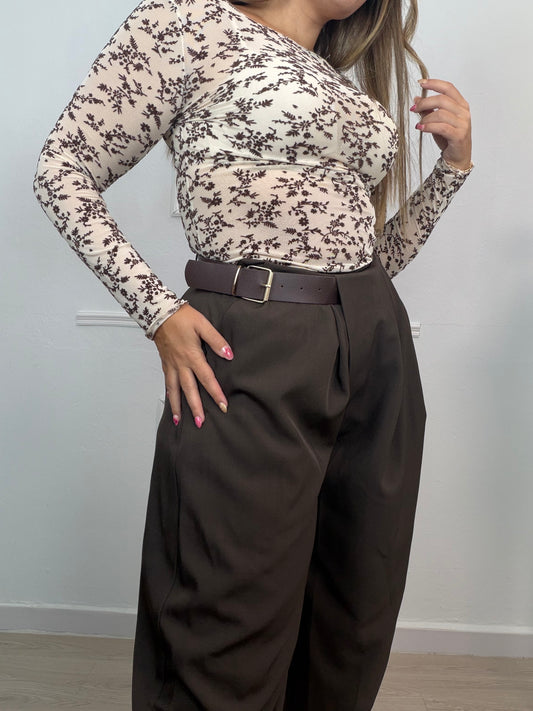 Pantalón con cinturón
