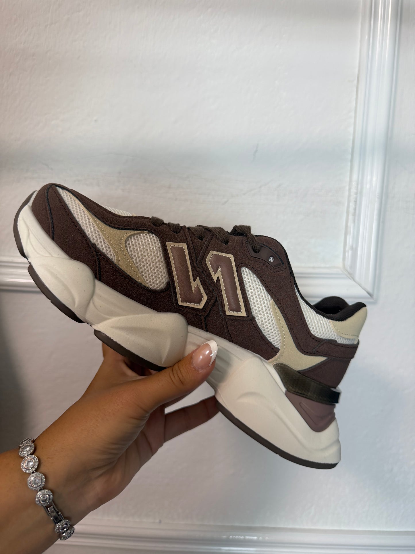 Zapatillas NB marrón
