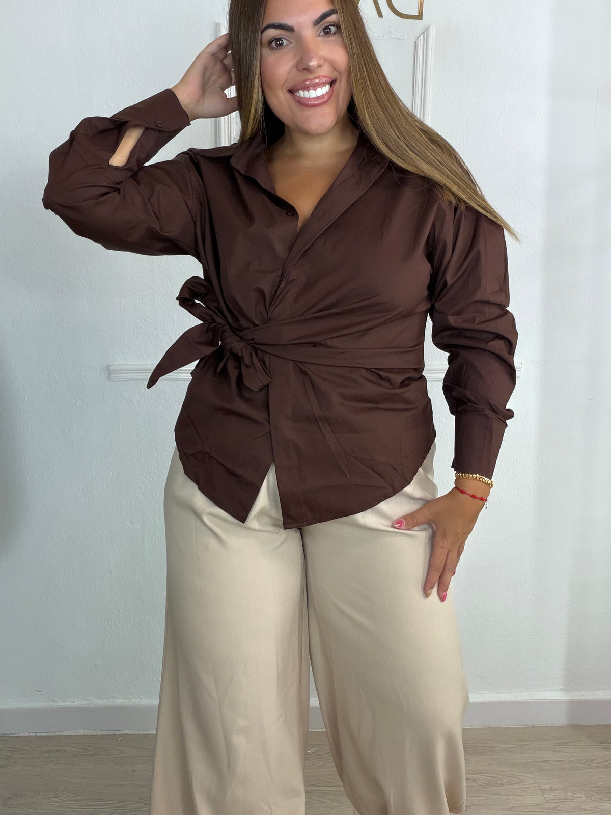 Camisa lazada marrón