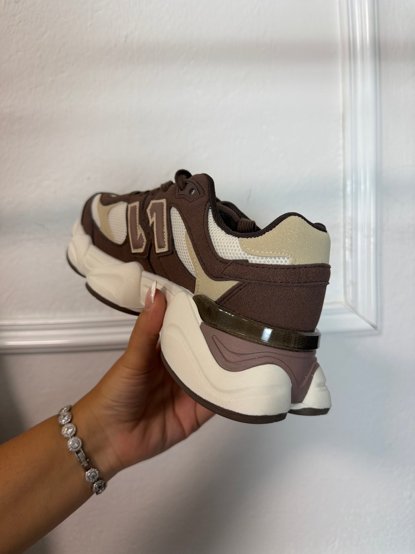 Zapatillas NB marrón