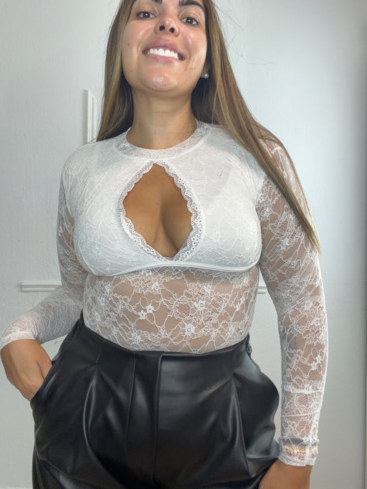Blusa encaje blanco