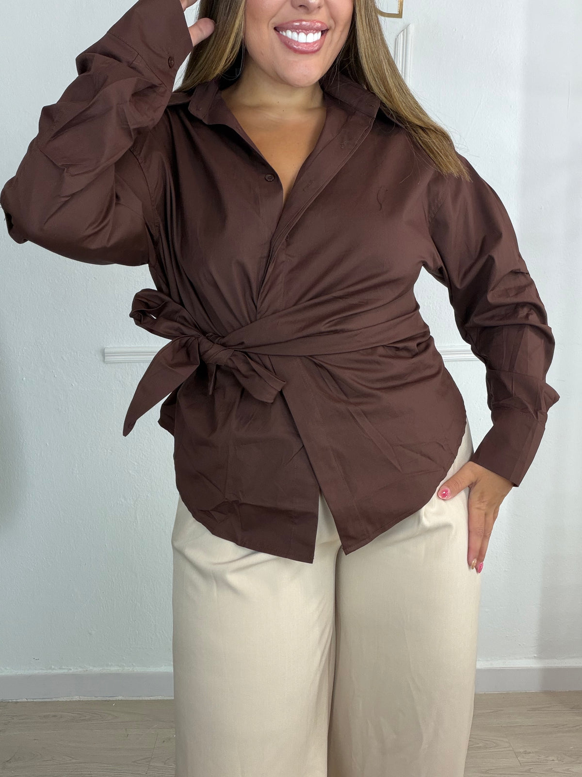 Camisa lazada marrón