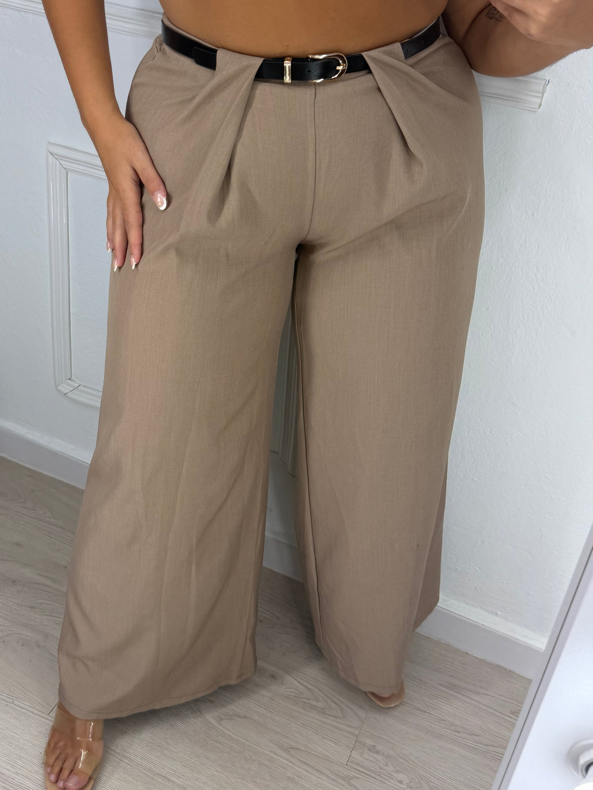 Pantalón vestir pata ancha