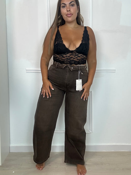 Pantalón viral marrón