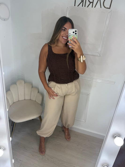 Pantalón bombacho con hebilla