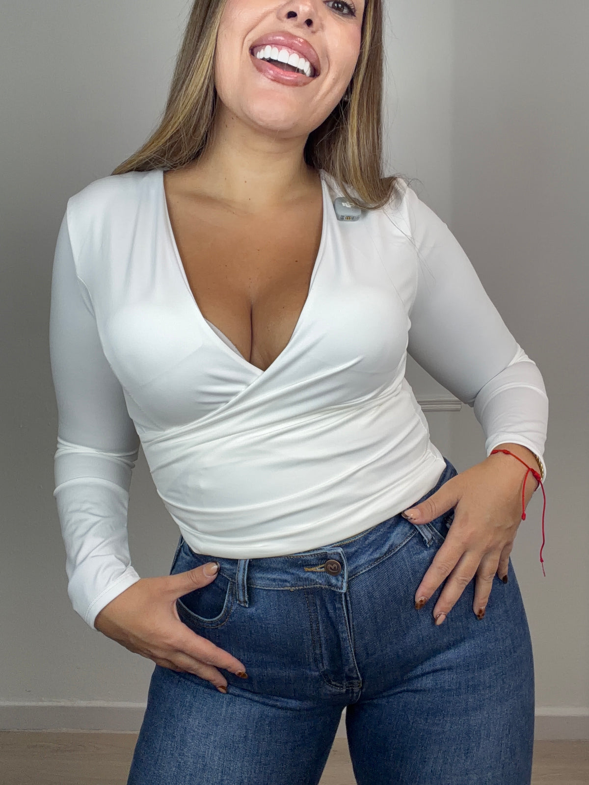 Top moldeador blanco